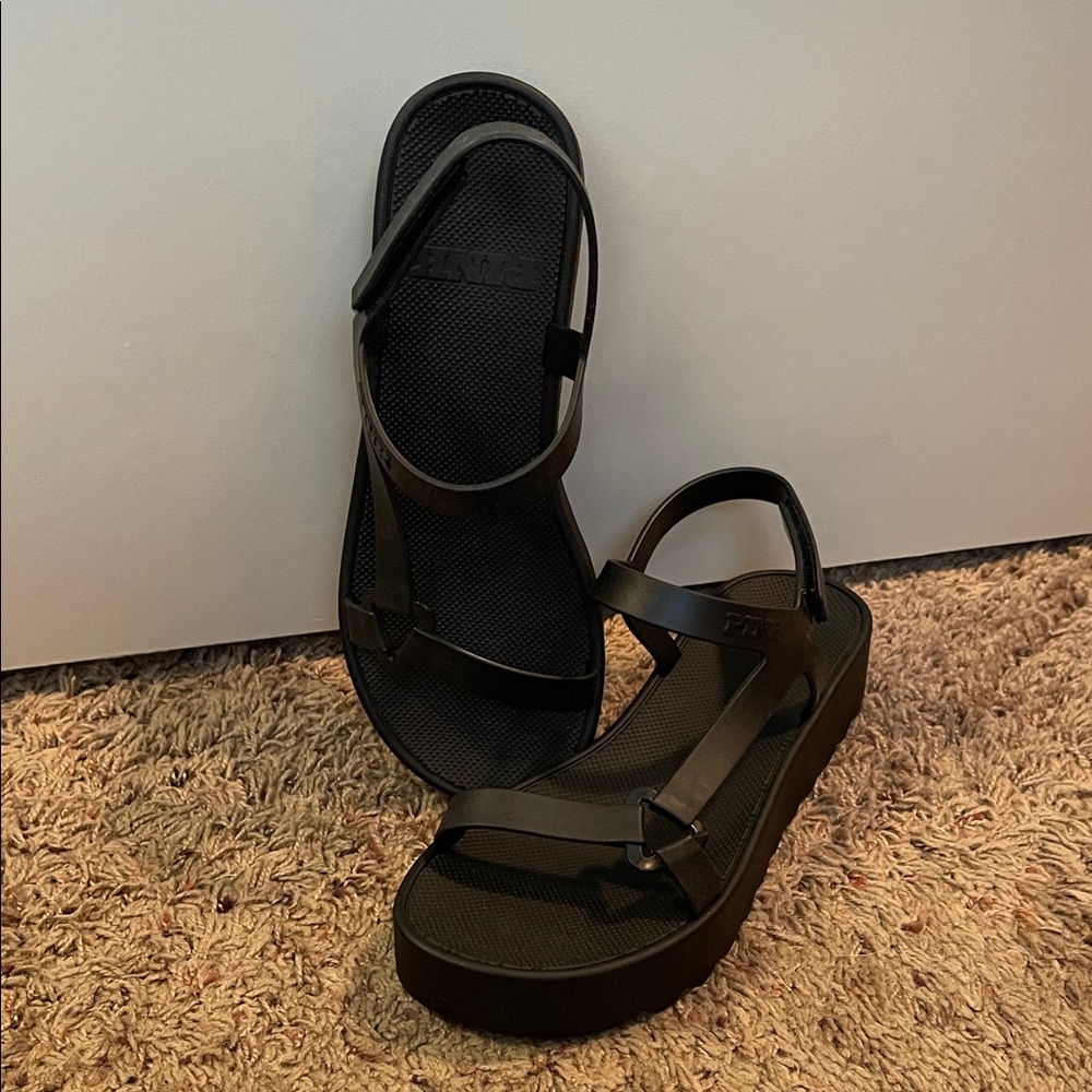 PINK Victoria's Secret Black Sandals